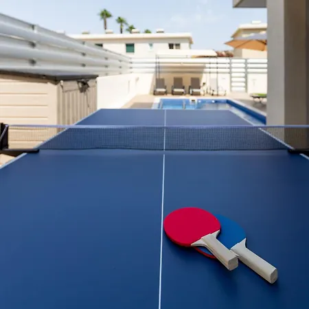 Spacious 5br Mouttagiaka With Pool, Near Villa